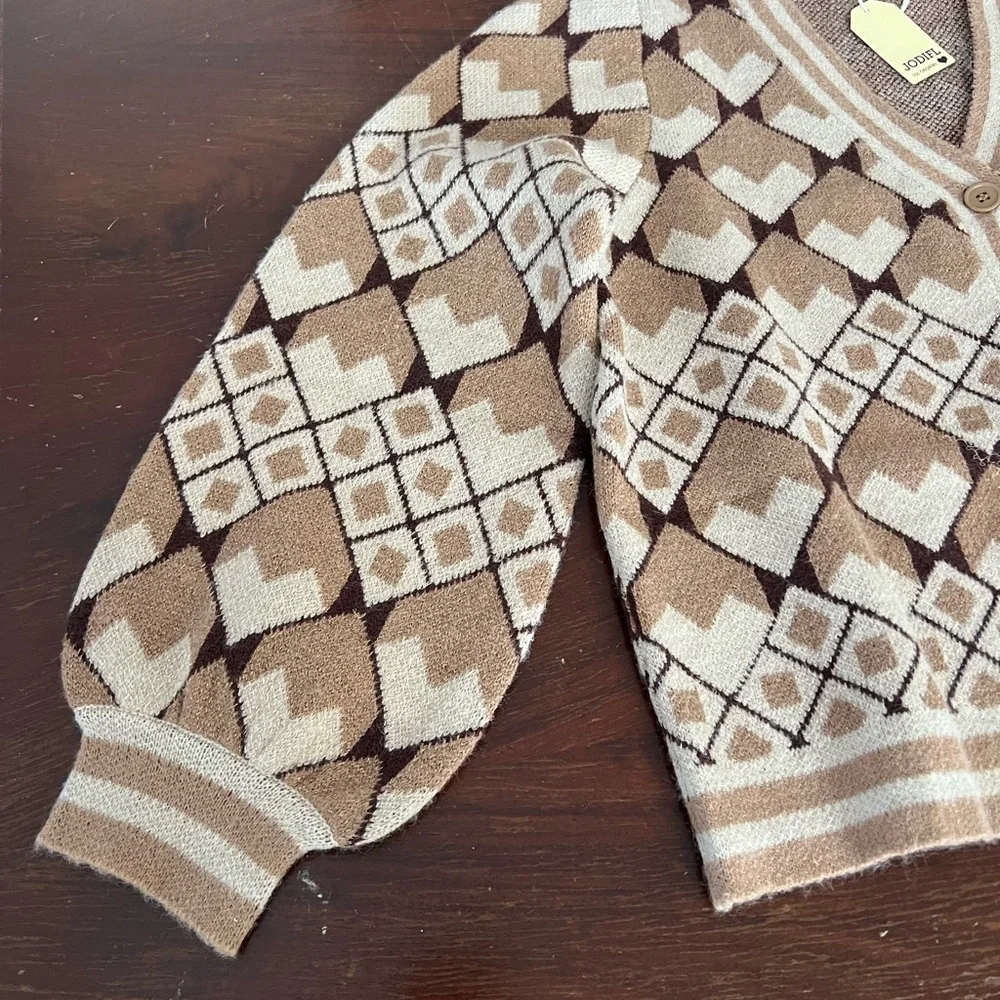 JODIFL Geometric Patterned Cardigan | Tan/Brown/White | L - Picture 12 of 15